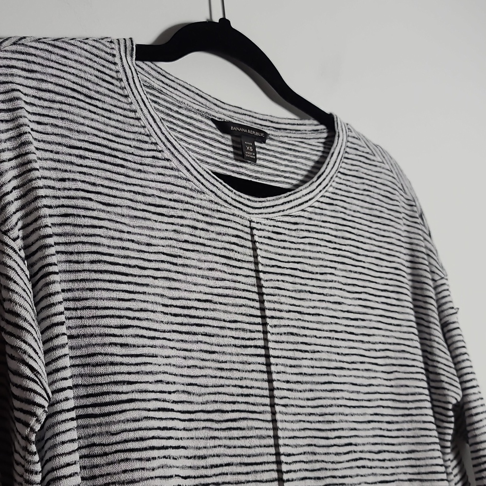 BANANA REPUBLIC Black and White Striped Top 3/4 Sleeve Size Petite XSmall - Picture 16 of 16